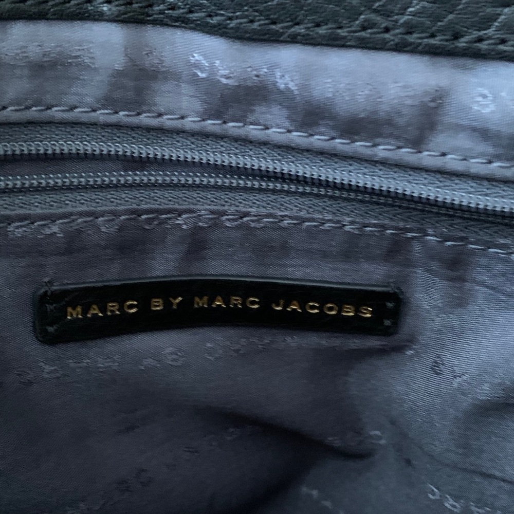 Marc by Marc Jacobs Black Crossbody - Picture 7 of 9